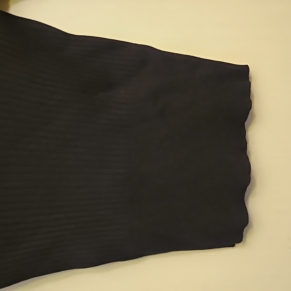 Zara bodycon Turtleneck - Picture 3 of 3